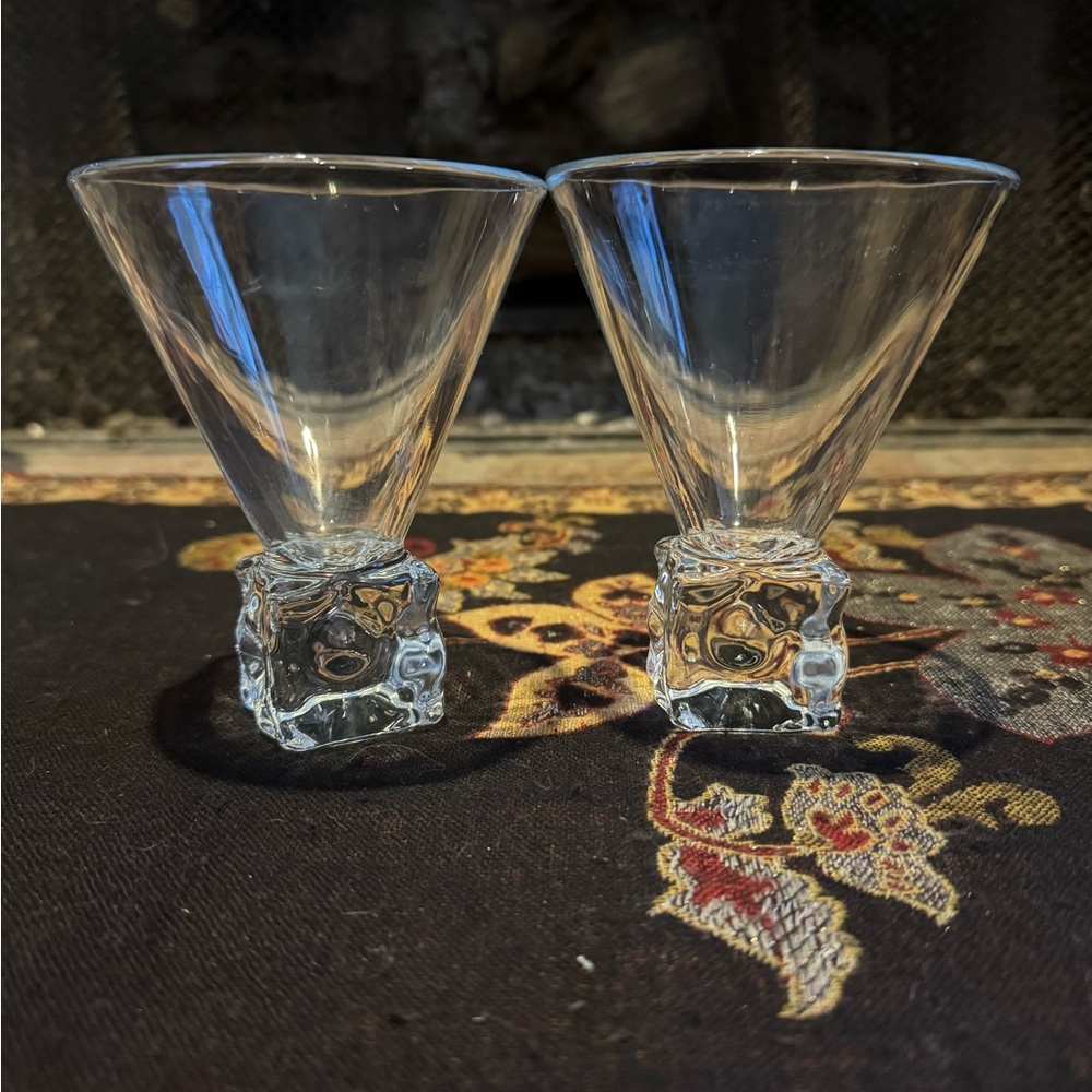 Vintage DiSaronno Melting Ice Cube Base Martini/Cocktail Glasses